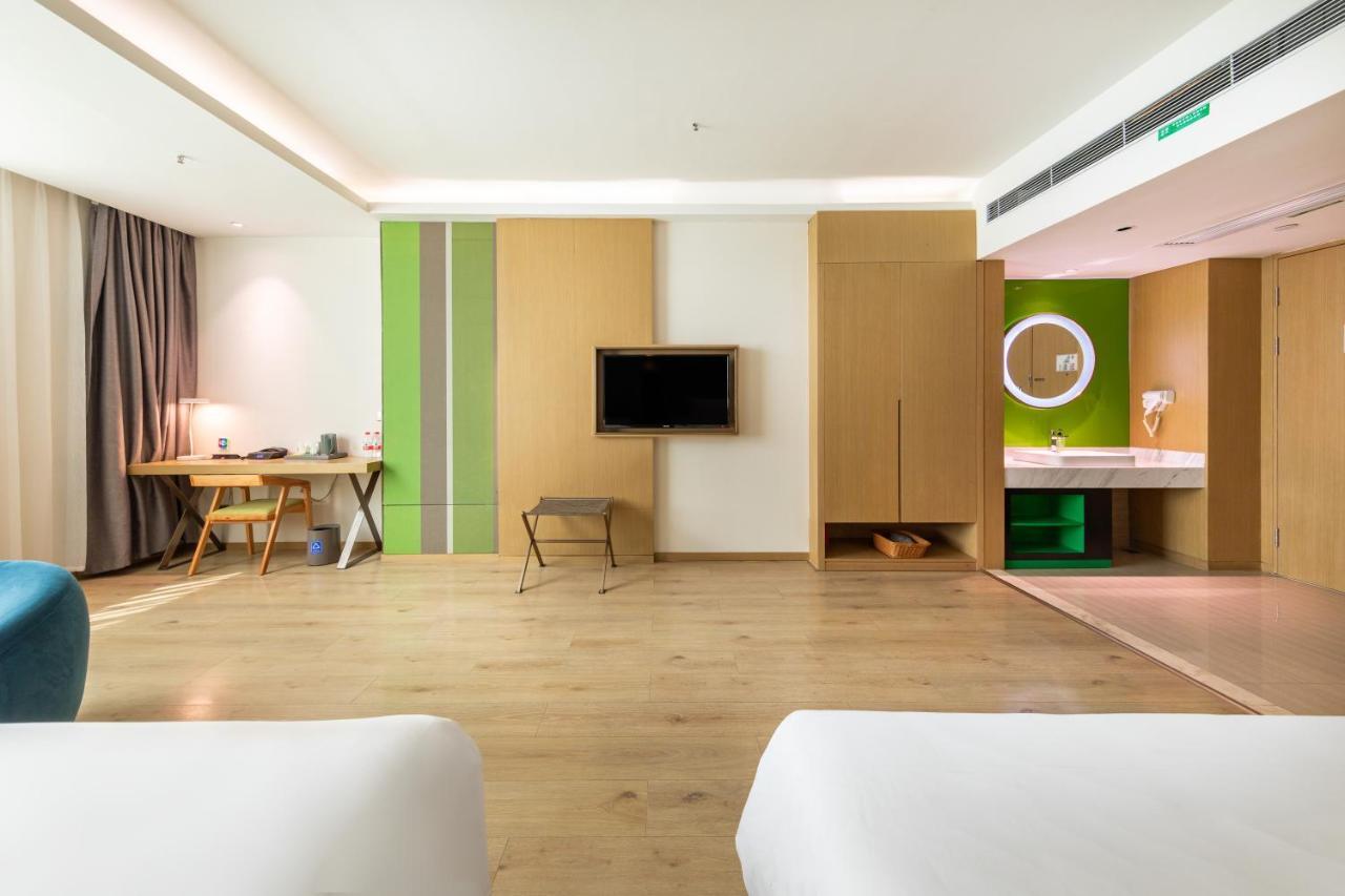 שיאמן Ibis Styles Xm Zhongshan Hotel מראה חיצוני תמונה