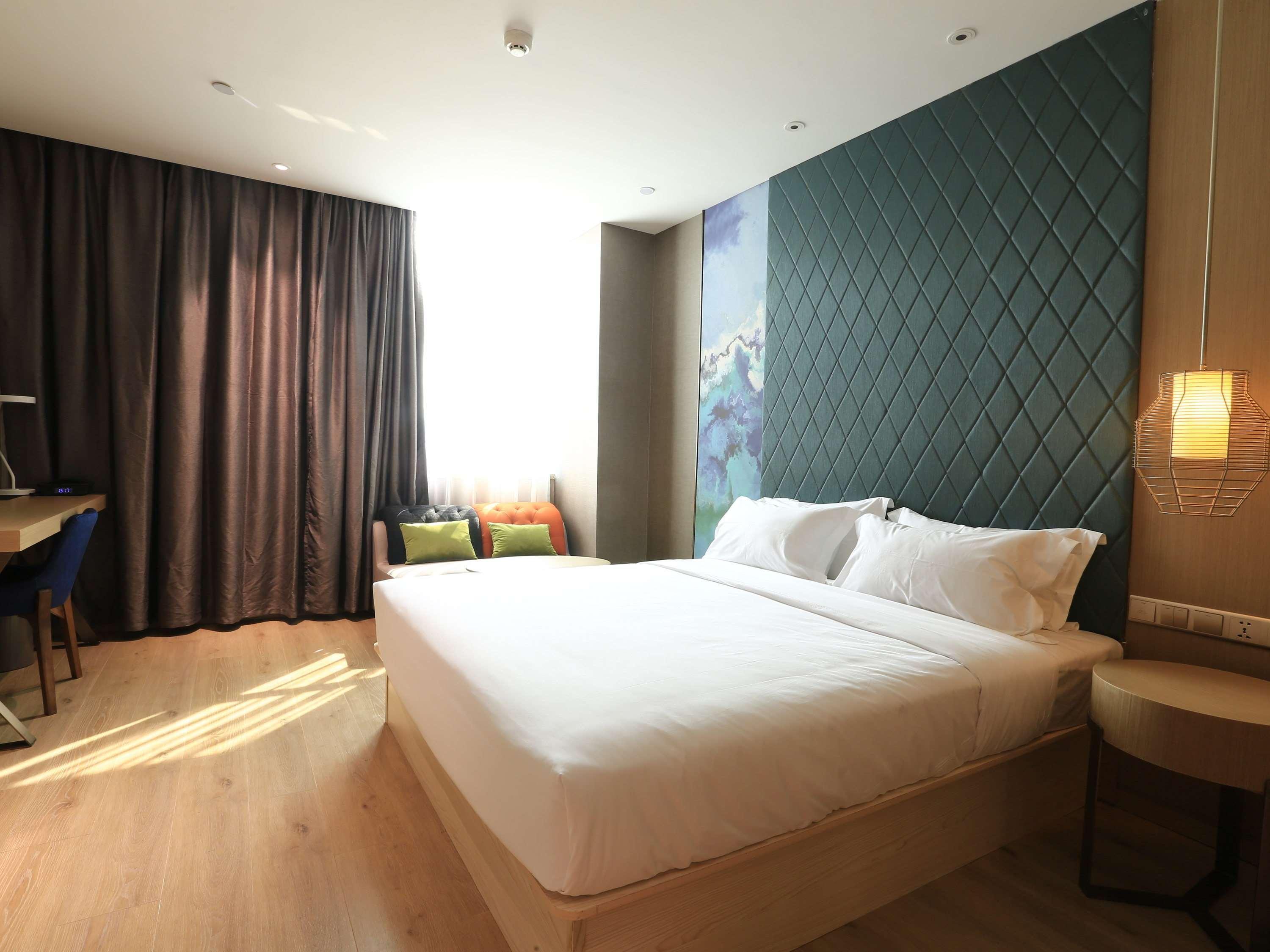 שיאמן Ibis Styles Xm Zhongshan Hotel מראה חיצוני תמונה