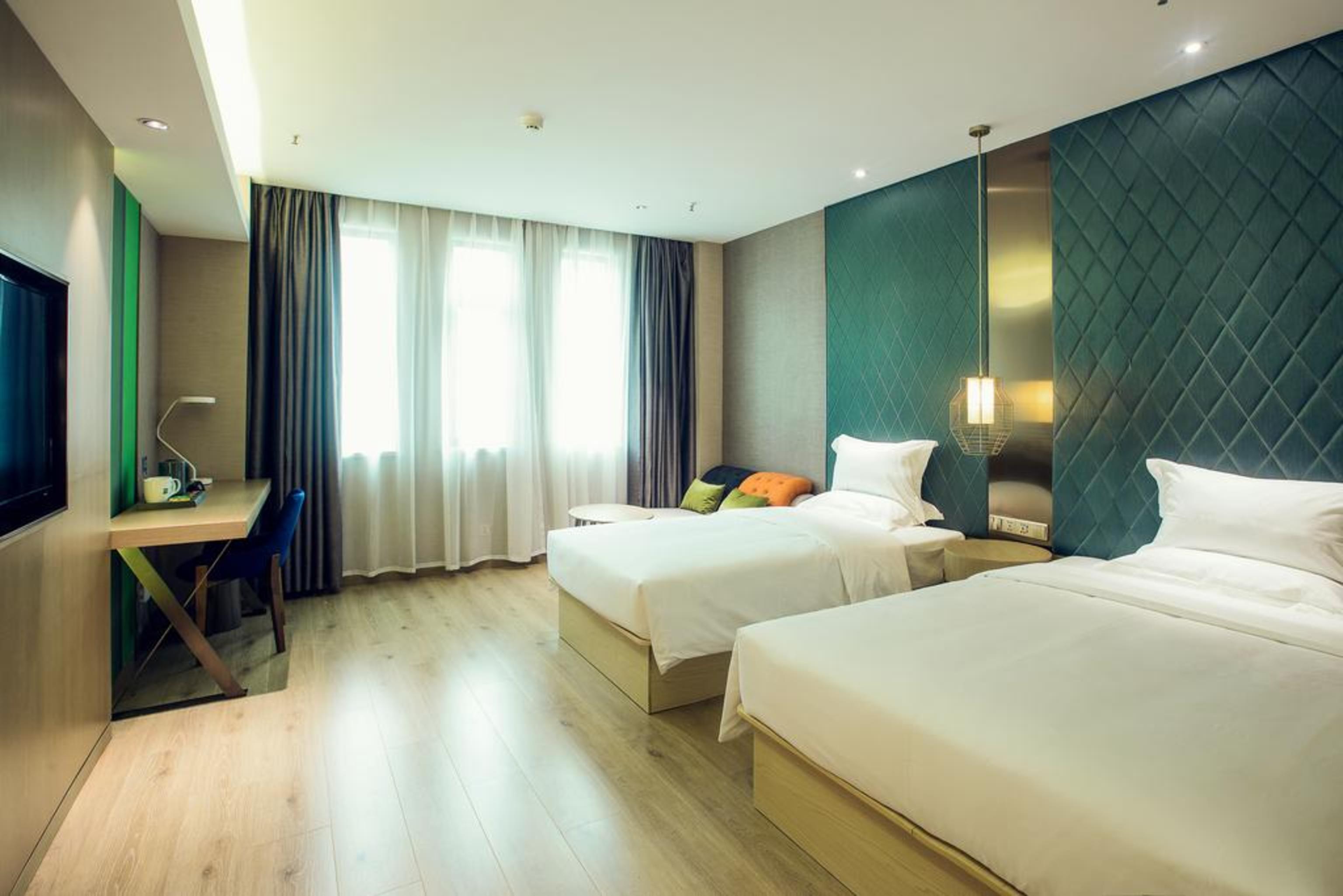 שיאמן Ibis Styles Xm Zhongshan Hotel מראה חיצוני תמונה