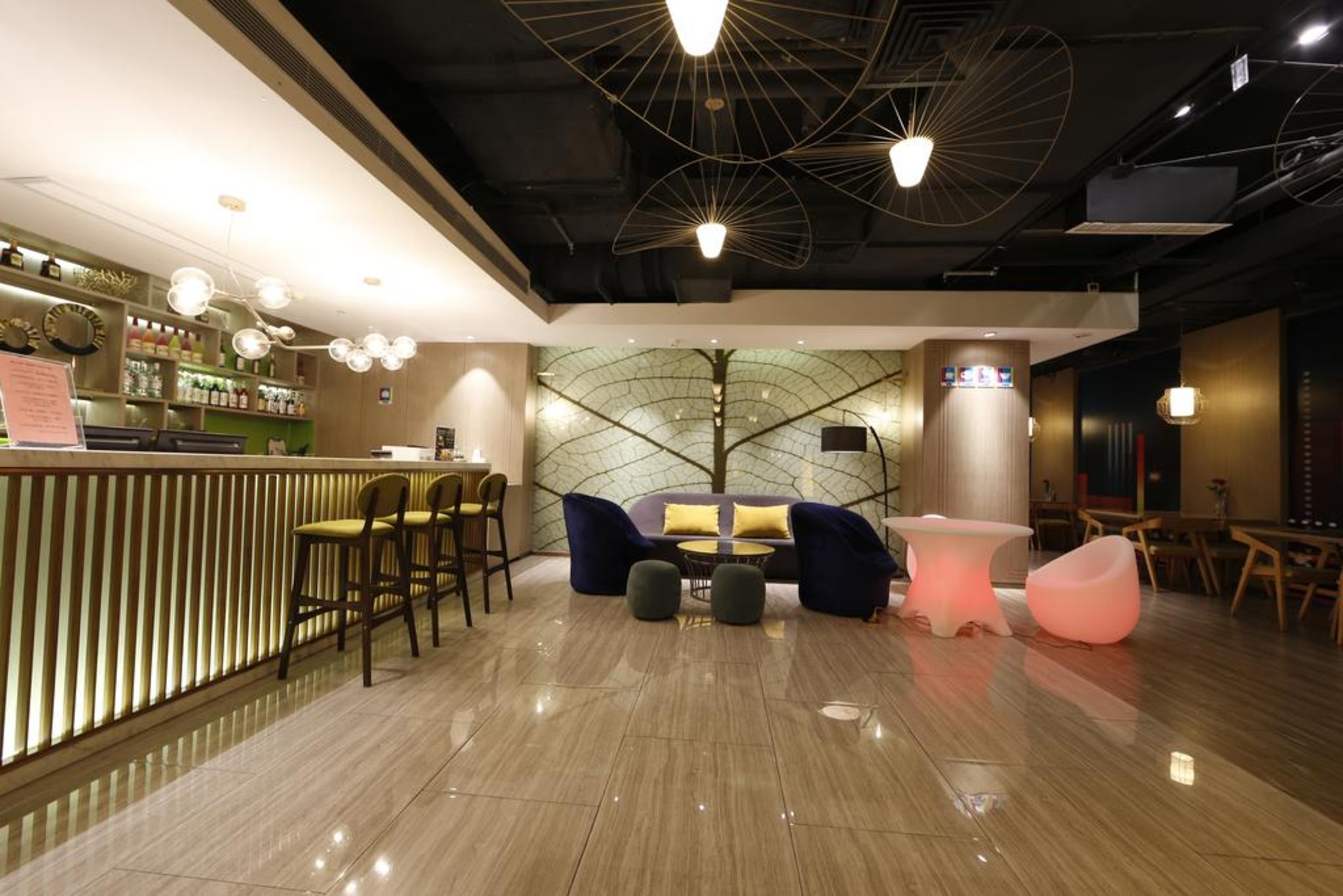 שיאמן Ibis Styles Xm Zhongshan Hotel מראה חיצוני תמונה