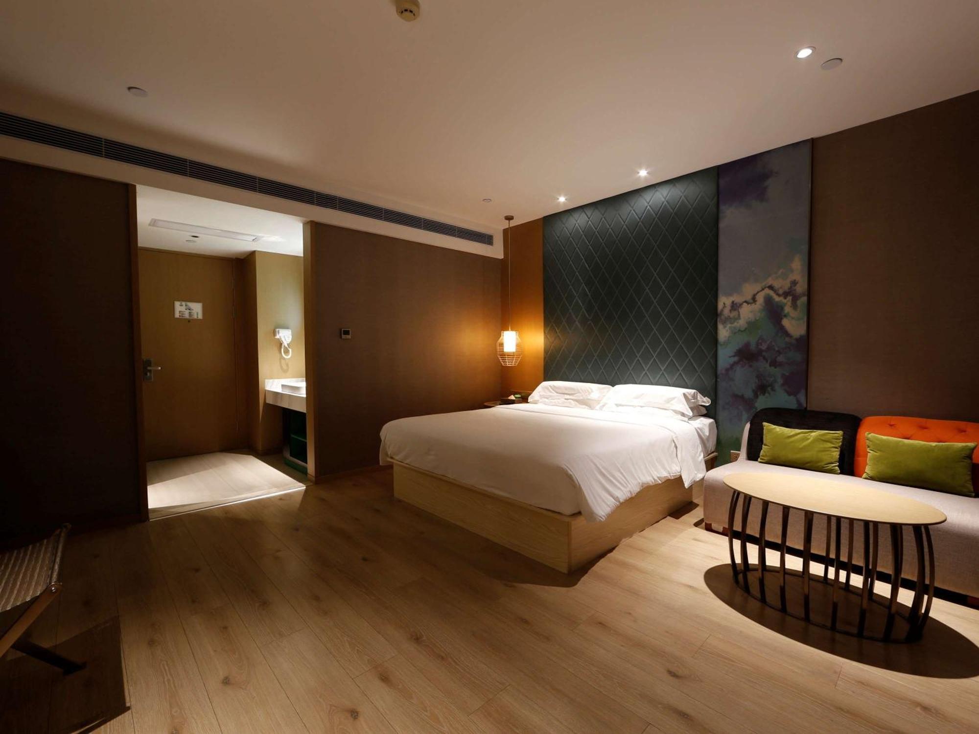 שיאמן Ibis Styles Xm Zhongshan Hotel מראה חיצוני תמונה